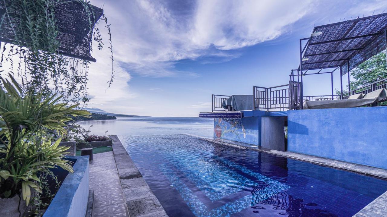 Waenis Sunset View Hotel And Restaurant, Amed, Bali Kültér fotó