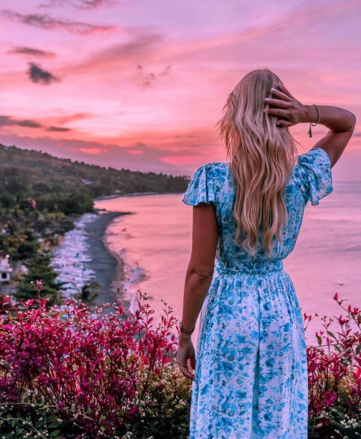Waenis Sunset View Hotel And Restaurant, Amed, Bali Kültér fotó