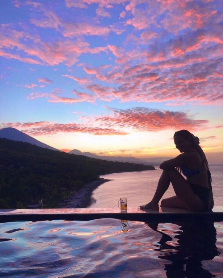 Waenis Sunset View Hotel And Restaurant, Amed, Bali Kültér fotó