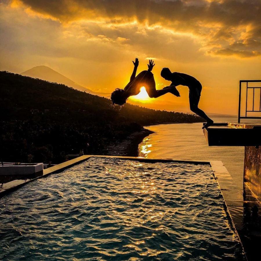Waenis Sunset View Hotel And Restaurant, Amed, Bali Kültér fotó