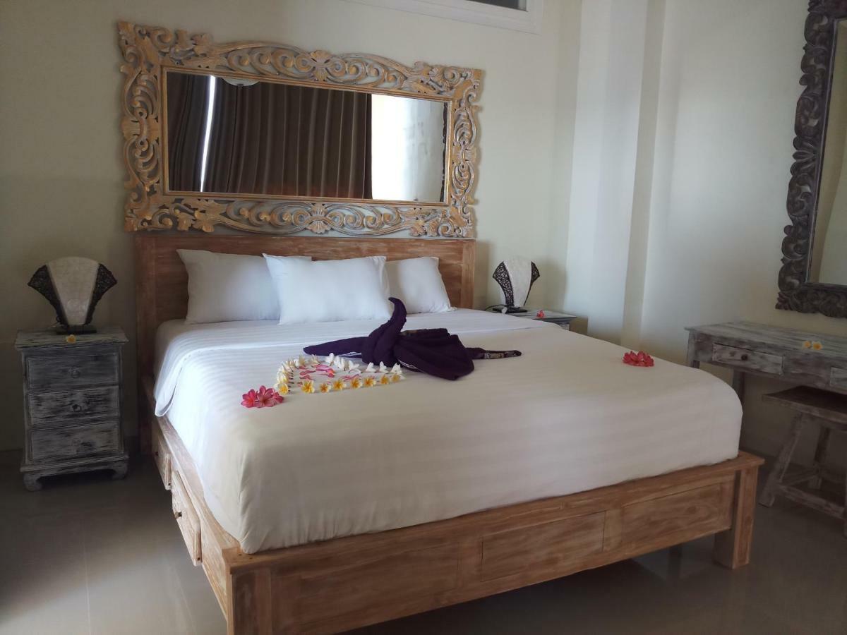 Waenis Sunset View Hotel And Restaurant, Amed, Bali Kültér fotó